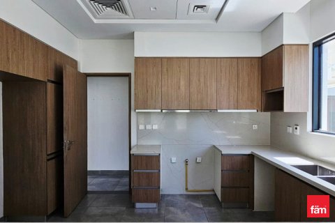 Vila v Al Furjan, Dubai, SAE 4 ložnice, 462.8 m² Č.: 715604 - fotografie 6