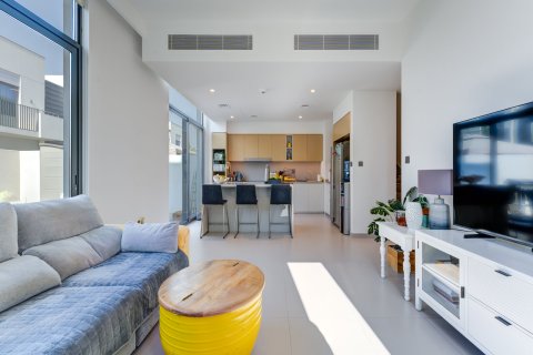 Dubai, संयुक्त अरब अमीरात में टाउनहाउस, 4 बेडरूम, 224 वर्ग मीटर, संख्या 695996 - फ़ोटो 2