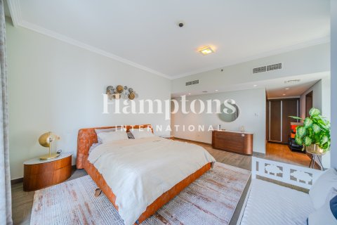 Apartemen di Jumeirah Beach Residence, Dubai, UEA 3 kamar tidur, 214.42012400 m2 nomor 680115 - foto 22