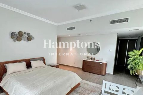 Apartemen di Jumeirah Beach Residence, Dubai, UEA 3 kamar tidur, 214.42012400 m2 nomor 680115 - foto 23