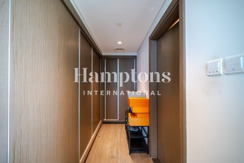 Apartemen di Jumeirah Beach Residence, Dubai, UEA 3 kamar tidur, 214.42012400 m2 nomor 680115 - foto 24