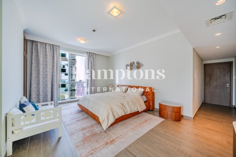 Apartemen di Jumeirah Beach Residence, Dubai, UEA 3 kamar tidur, 214.42012400 m2 nomor 680115 - foto 28