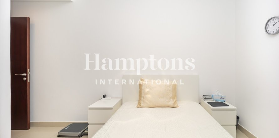 Apartment in Downtown Dubai (Downtown Burj Dubai), UAE 2 bedrooms, 114.321 sq.m. № 680117