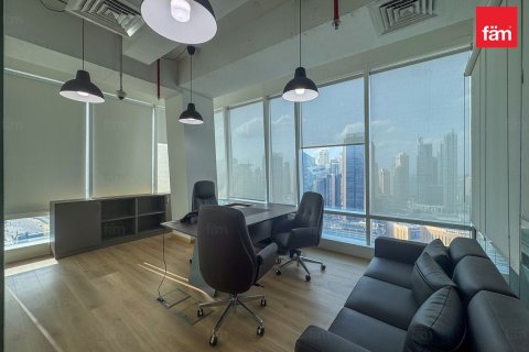Zyrë në Dubai, Emiratet e Bashkuara Arabe 285.8 m2. № 757999 - Foto 2