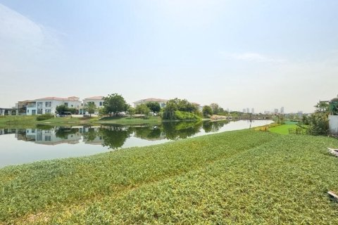קרקע ב Jumeirah Park, Dubai, איחוד האמירויות 690 מ