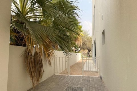 Вилла DAMAC Hills (Akoya by DAMAC), Дубай, БАӘ-да 7 жатын бөлмелер, 640 м² № 740663 - фото 2