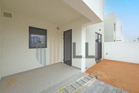 Townhouse on the Yas Island, Abu Dhabi, UAE 3 bedrooms, 214.6 sq.m. № 624192 - photo 2