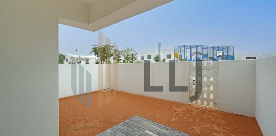 Townhouse on the Yas Island, Abu Dhabi, UAE 3 bedrooms, 214.6 sq.m. № 624192