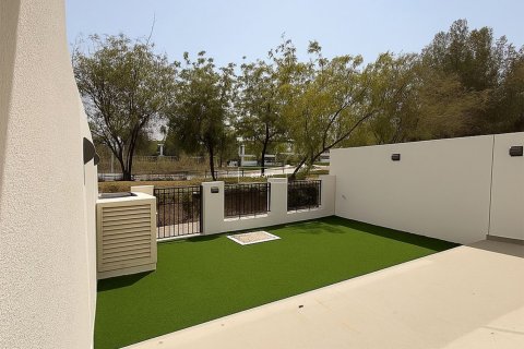 Townhouse in Dubai, UAE 3 bedrooms, 150 sq.m. № 624206 - photo 13