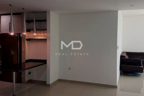 Apartment in Al Reem Island, Abu Dhabi, UAE 2 bedrooms, 142 sq.m. № 555463 - photo 4
