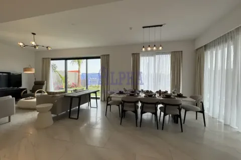 Rumah bandar di Al Hamra Village, Ras Al Khaimah, UAE 2 bilik tidur, 136.9 meter persegi № 709461 - foto 5