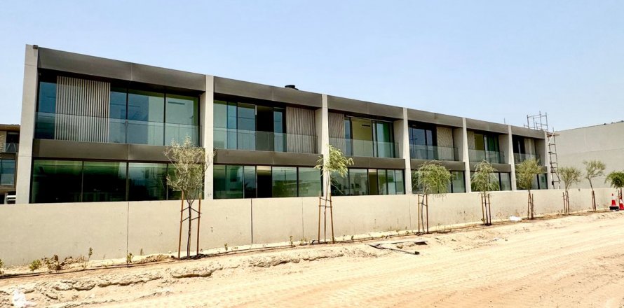 טאונהאוס ב Dubai, איחוד האמירויות 3 חדרי שינה, 168 מ"ר מספר 632731