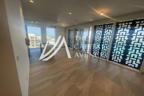 Appartamento in affitto a Saadiyat Island, Abu Dhabi, EAU 2 camere da letto, 143 mq. № 605071 - foto 4