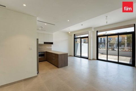 Villa à vendre à  Dubai, EAU 3 chambres, 171.6 m2 № 645574 - photo 2