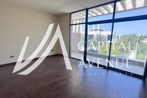 Vilă de închiriat în Yas Island, Abu Dhabi, EAU 4 dormitoare, 458 mp. №652885 - poză 11