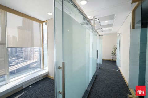 Business Bay、Dubai、UAE にあるオフィスの賃貸物件 254.9 m2、No691494 - 写真 13