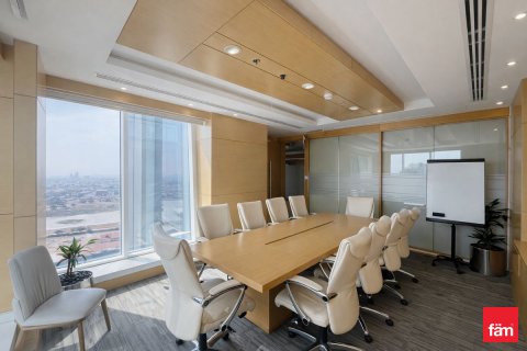 Business Bay、Dubai、UAE にあるオフィスの賃貸物件 254.9 m2、No691494 - 写真 6