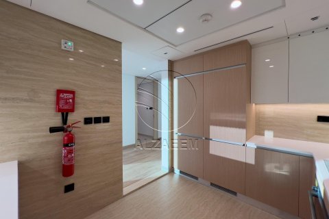 Apartment in Al Reem Island, Abu Dhabi, UAE 3 bedrooms, 203 sq.m. № 614920 - photo 16
