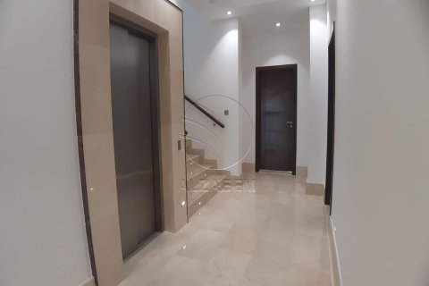 Penthouse à louer à Saadiyat Island, Abu Dhabi, EAU 4 chambres, 779 m2 № 614921 - photo 13