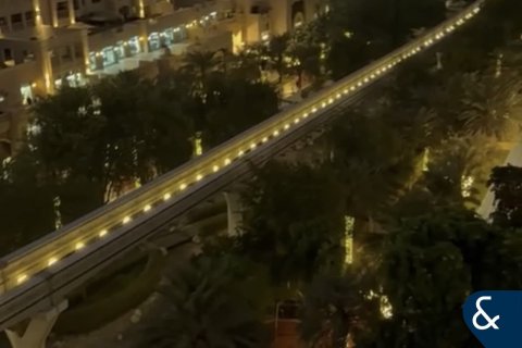 Apartman u Palm Jumeirah, Dubai, UAE 2 spavaćih soba, 144 m2 Br. 685040 - fotografija 11