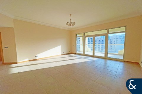 Apartment i Palm Jumeirah, Dubai, UAE 2 soveværelser, 144 kvm № 685040