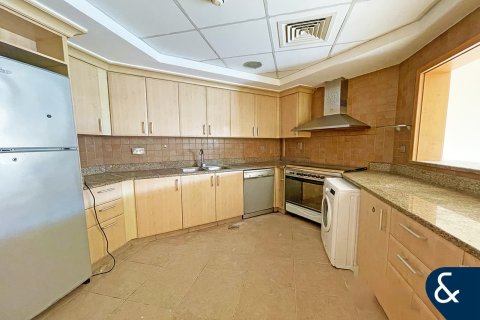 Apartman u Palm Jumeirah, Dubai, UAE 2 spavaćih soba, 144 m2 Br. 685040 - fotografija 4