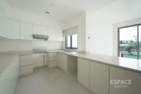 Vila di Dubai Hills Estate, UAE 4 bilik tidur, 229 meter persegi № 738172 - foto 4