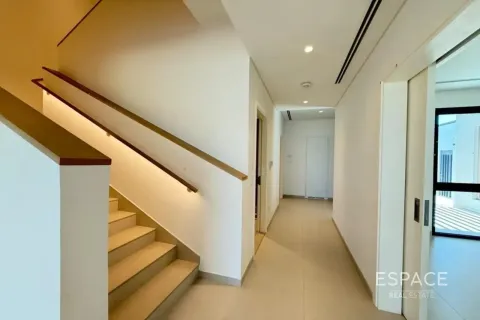 Βίλα σε Jebel Ali, Dubai, ΗΑΕ 4 υπνοδωμάτια, 300 τ.μ. Αρ. 738176 - φωτογραφία 4