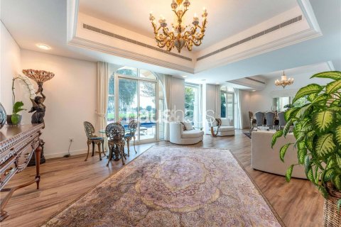 Villa itt: Dubai Sports City, EAE, 5 hálószoba, 869 m², azonosító: 625639 - fénykép 7