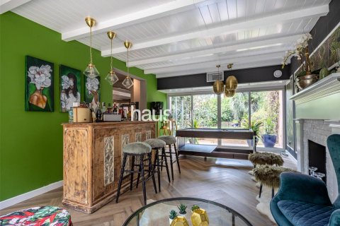 Vila di Dubai Investment Park, UAE 5 bilik tidur, 577 meter persegi № 625638 - foto 10