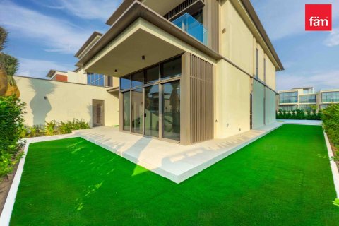 Vila u gradu Dubai Hills Estate, UAE 5 spavaće sobe, 808.2 m2 Br. 573450 - Slika 1