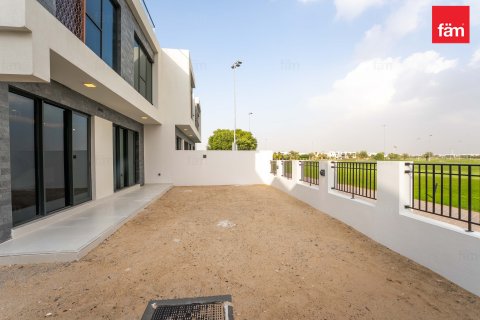 Üürile anda villa asukohaga Dubai, AÜE: 6 magamistoaga, 274.2 m² Nr 679085 - pilt 10