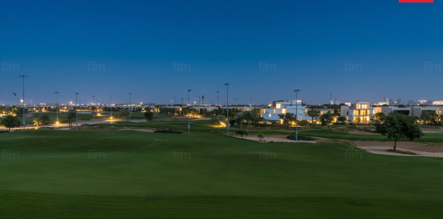 Villa sa Dubai, UAE 6 silid-tulugan, 274.2 sq.m. № 679085