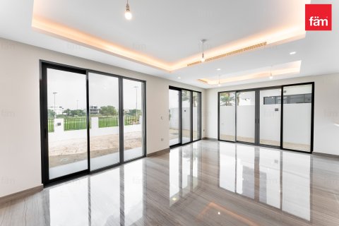 Üürile anda villa asukohaga Dubai, AÜE: 6 magamistoaga, 274.2 m² Nr 679085 - pilt 1