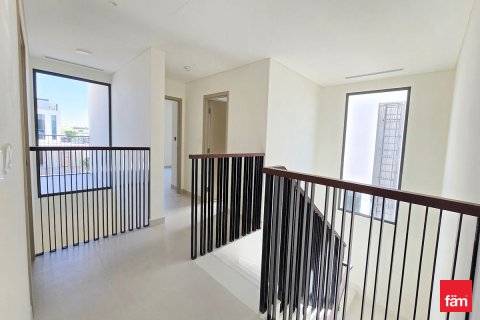 Villa zur Miete in Dubai, VAE 4 Schlafzimmer, 538.5 m2 Nr. 686010 - Foto 12