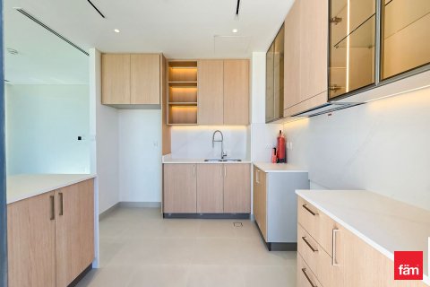 Villa zur Miete in Dubai, VAE 4 Schlafzimmer, 538.5 m2 Nr. 686010 - Foto 9