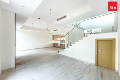 Townhouse sa Dubai Sports City, UAE 4 silid-tulugan, 156.9 sq.m. № 686009 - larawan 6