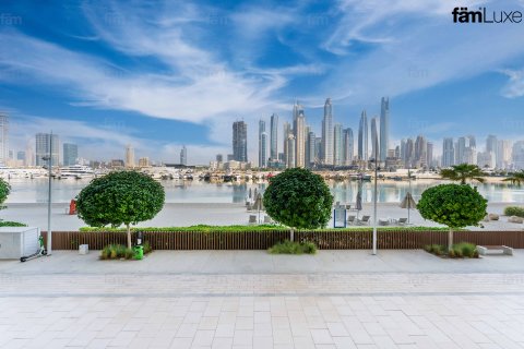 Apartment in Dubai Marina, UAE 4 bedrooms, 223.2 sq.m. № 645534