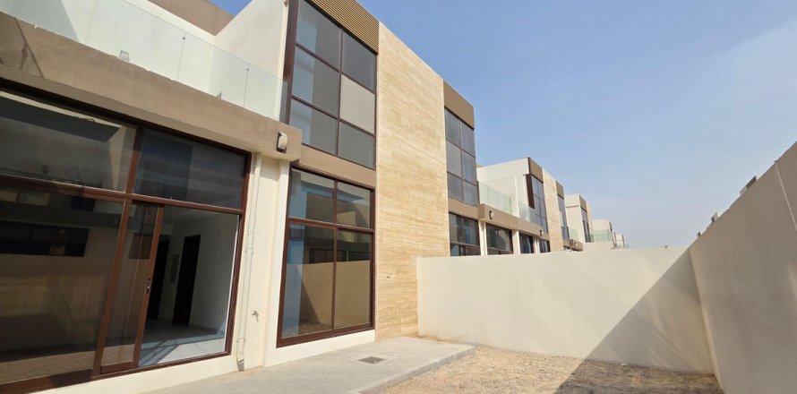Vila u gradu Dubai, UAE 4 spavaće sobe, 187.2 m2 Br. 645533