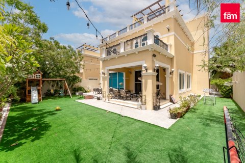 Villa in Jumeirah Park, Dubai, UAE 4 bedrooms, 515.8 sq.m. № 715590 - photo 10