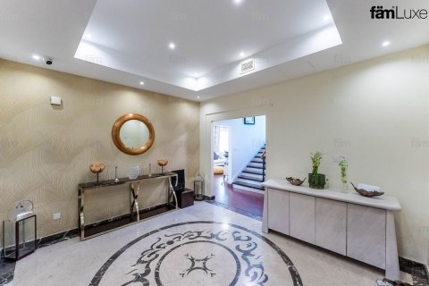 Villa til salgs i Dubai, Emiratene 5 soverom, 817.3 kvm Nr. 715589 - Foto 7
