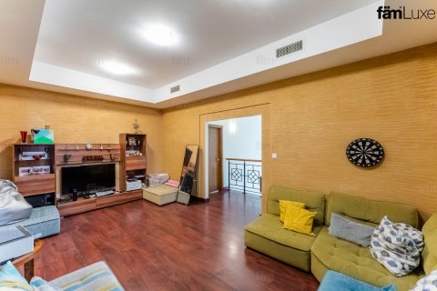 Villa til salgs i Dubai, Emiratene 5 soverom, 817.3 kvm Nr. 715589 - Foto 11