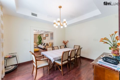 Villa til salgs i Dubai, Emiratene 5 soverom, 817.3 kvm Nr. 715589 - Foto 5