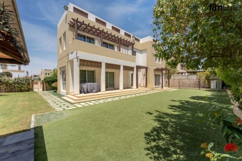 Villa til salgs i Dubai, Emiratene 5 soverom, 817.3 kvm Nr. 715589 - Foto 13