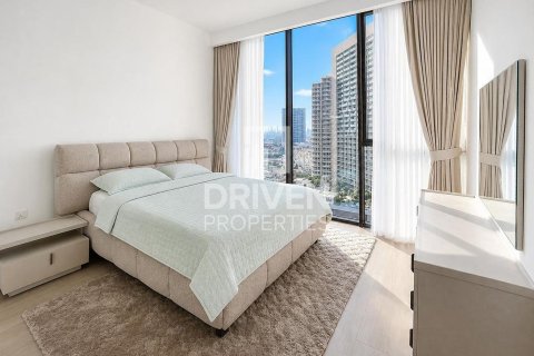 Apartament de vânzare în Jumeirah Village Circle, Dubai, EAU 3 dormitoare, 121.89 mp.  №767948 - poză 5