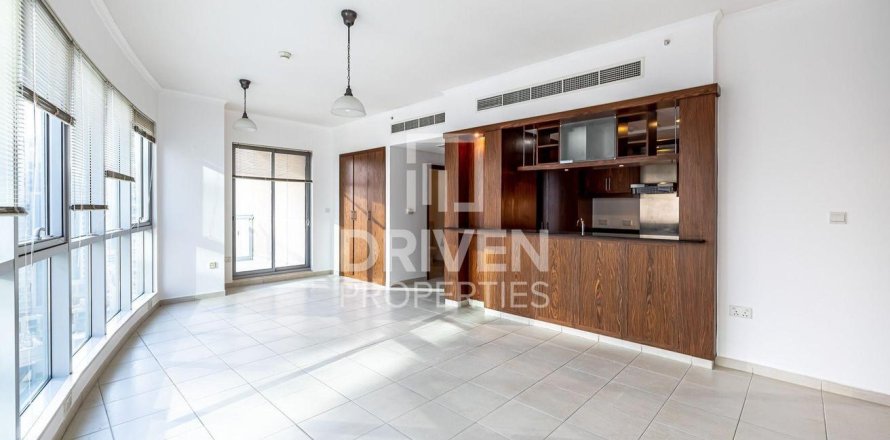 Huoneisto Downtown Dubai (Downtown Burj Dubai), Dubai, Arabiemiraatit 1 makuuhuone, 91.6 m2 № 745629