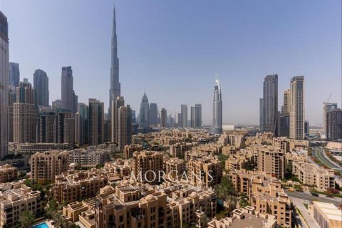 Appartamento in vendita a Downtown Dubai (Downtown Burj Dubai), Dubai, EAU 2 camere da letto, 120.4 mq. № 536094 - foto 1