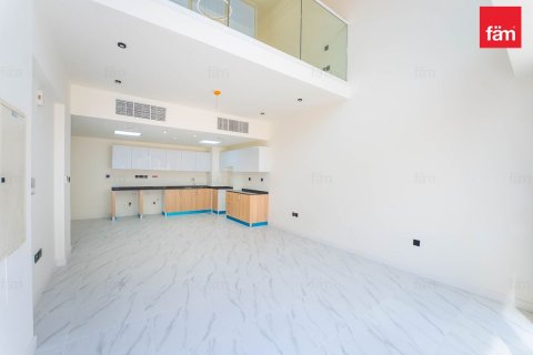 Maison de ville à vendre à Dubai, EAU 3 chambres, 105.7 m2 № 685923 - photo 2