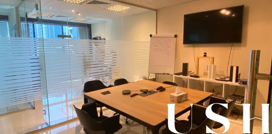 Kancelář v Jumeirah Lake Towers, Dubai, SAE 102 m² Č.: 620436