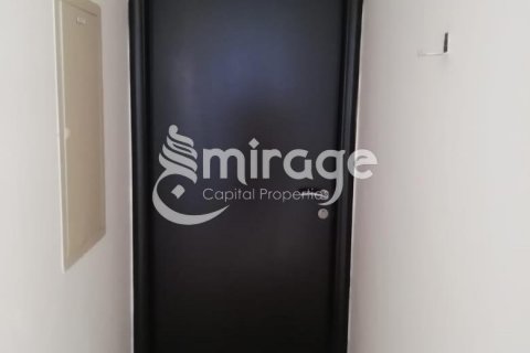 Vilë në Al Reef, Abu Dhabi, Emiratet e Bashkuara Arabe 5 dhoma gjumi, 273.4 m2. № 574418 - Foto 9